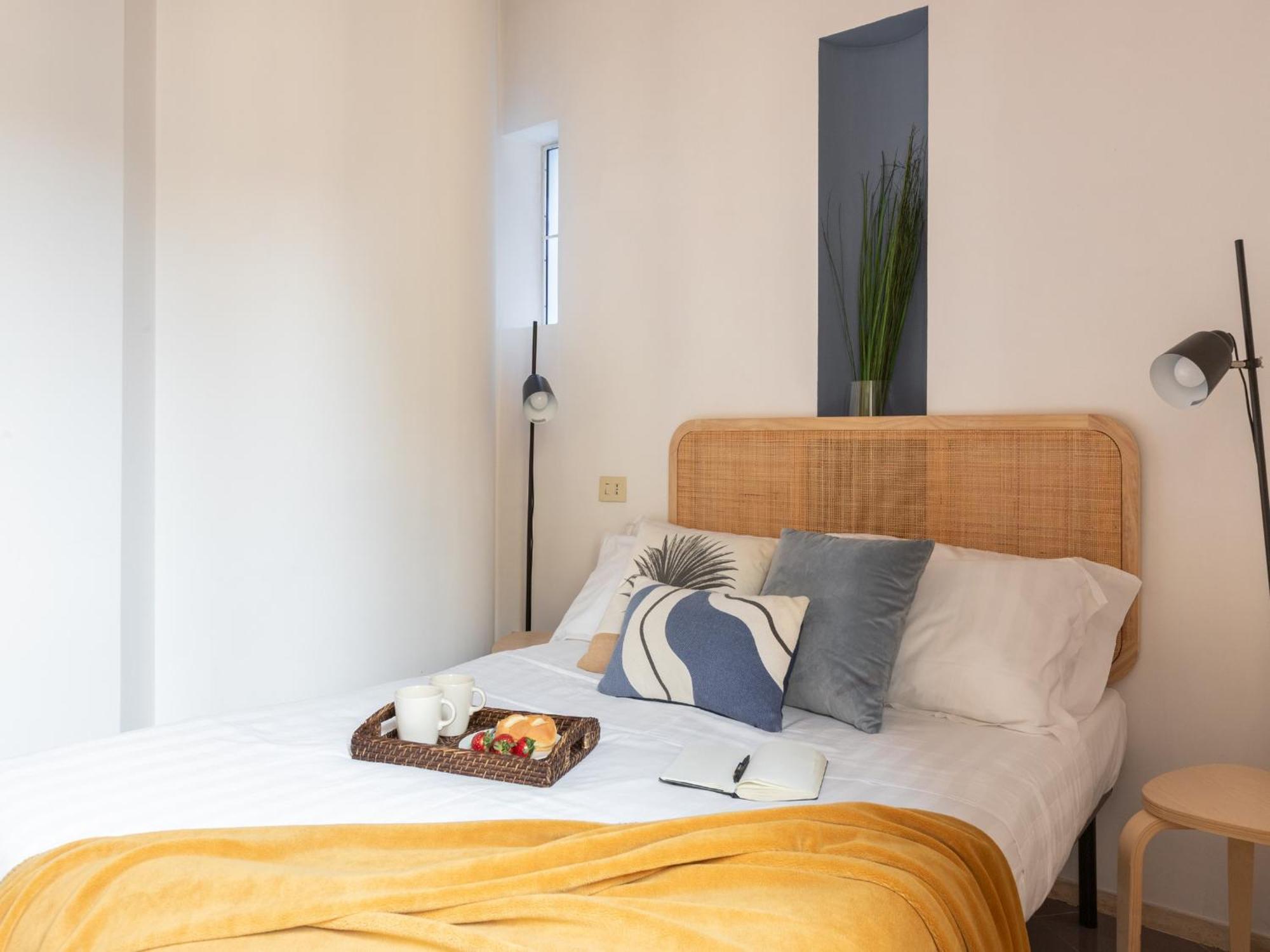 The Best Rent - Two-Bedroom Apartment With Terrace Near Trevi Fountain Rome Exterior photo